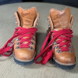 Danner Mountain Light Cascade Women’s 7